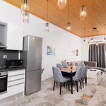 Aparthotel Helga Exotic 4*