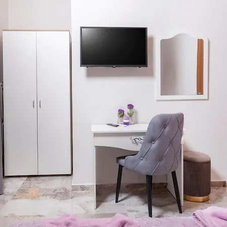 Exotic Nikh Aparthotel *