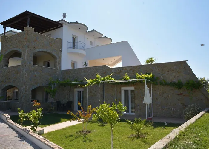 公寓式酒店 Helga Exotic 4*