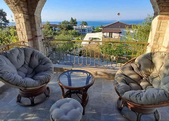 Helga Exotic 公寓式酒店 4*