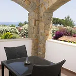 Helga Exotic Aparthotel 4*