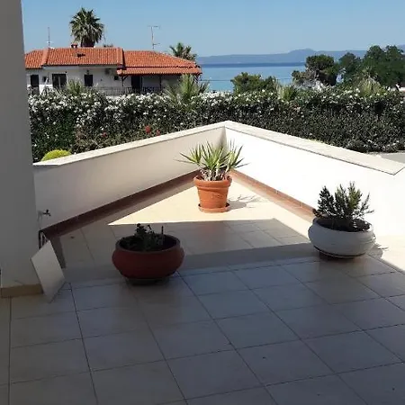 Aparthotel Helga Exotic Pefkochori