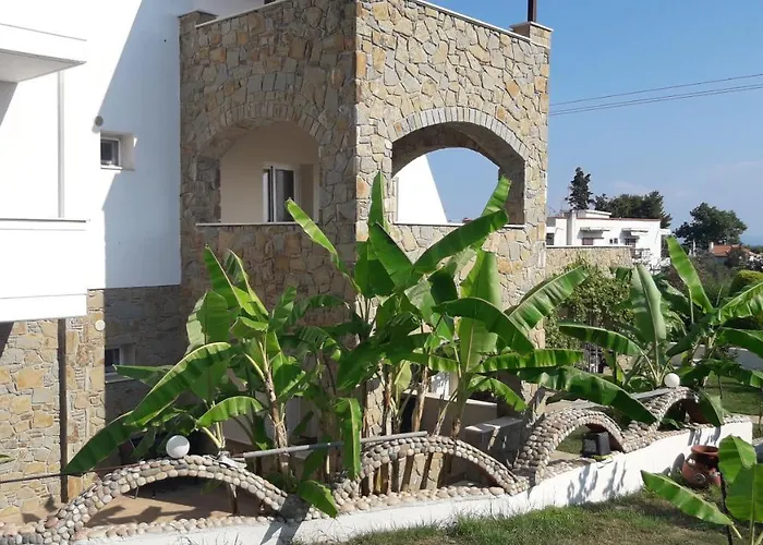 Helga Exotic Apart-hotel 4*