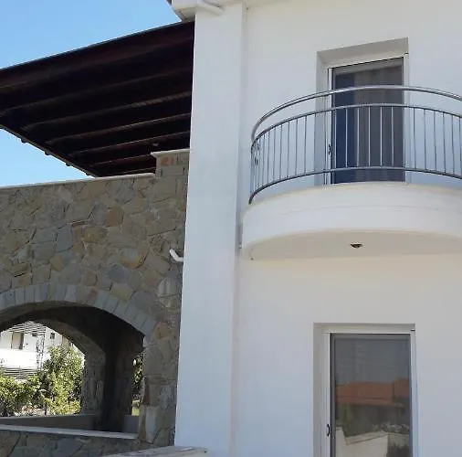 Helga Exotic Apart-hotel 4*