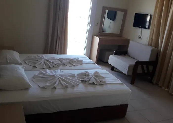 Helga Exotic Aparthotel Pefkochori