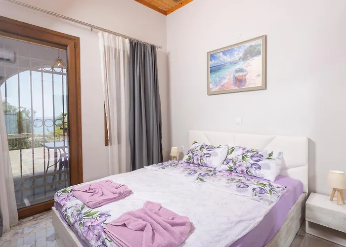 Apart-hotel Helga Exotic