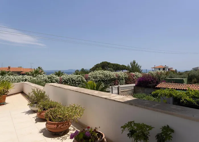 Helga Exotic Apart-hotel