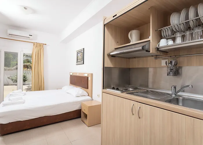 Apart-hotel Helga Exotic Pefkochori