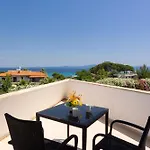 Helga Exotic 4* Pefkochori
