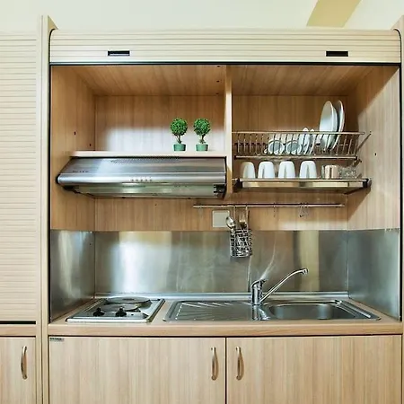 Helga Exotic アパートホテル ペフコホリ